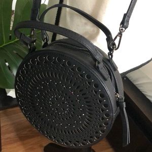 Round crossbody purse